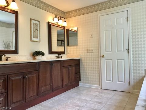 4 Almadera Dr, Wayne, NJ 07470 photo 14