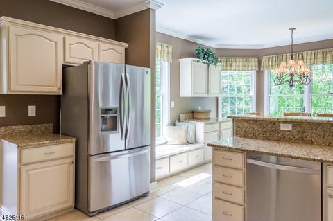 4 Almadera Dr, Wayne, NJ 07470 photo 8