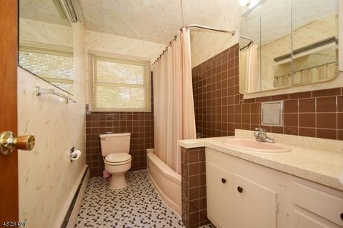 85 Laurel Dr, Springfield, NJ 07081 photo 16