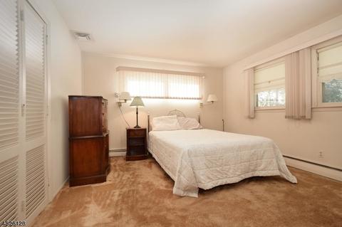 85 Laurel Dr, Springfield, NJ 07081 photo 12