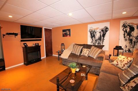 28 Burnside Pl, Wanaque Boro, NJ 07420 photo 23