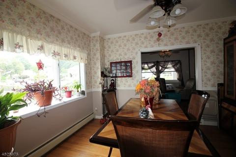 28 Burnside Pl, Wanaque Boro, NJ 07420 photo 10