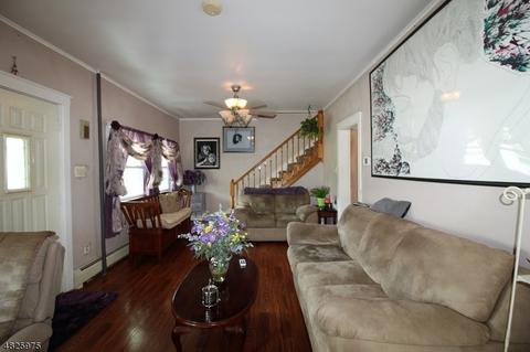 28 Burnside Pl, Wanaque Boro, NJ 07420 photo 5