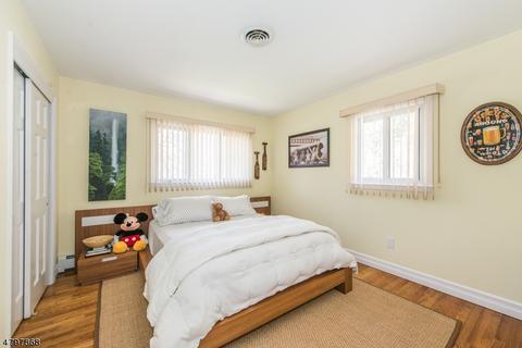 168 Kiwanis Dr, Wayne, NJ 07470 photo 10