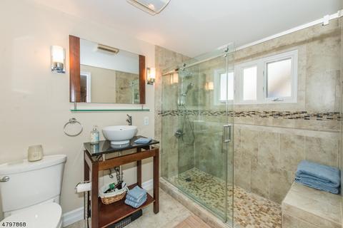 168 Kiwanis Dr, Wayne, NJ 07470 photo 13