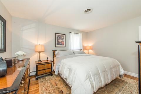 168 Kiwanis Dr, Wayne, NJ 07470 photo 9
