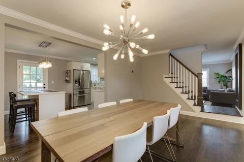 373 Kenwood Rd, Paramus, NJ 07652 photo 5