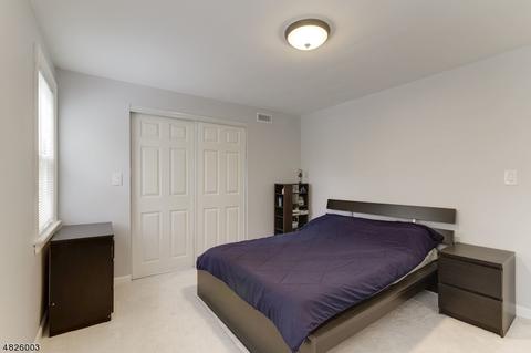 373 Kenwood Rd, Paramus, NJ 07652 photo 18