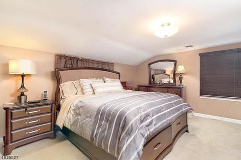 13 Newton Rd, Wayne, NJ 07470 photo 8