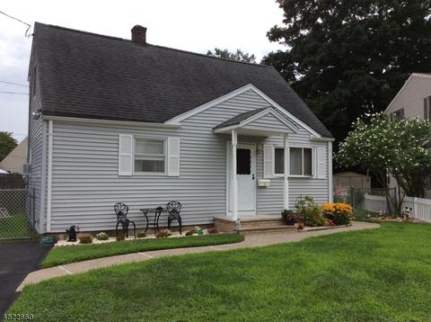 2 Margaret Ct, Wanaque Boro, NJ 07420 photo 3