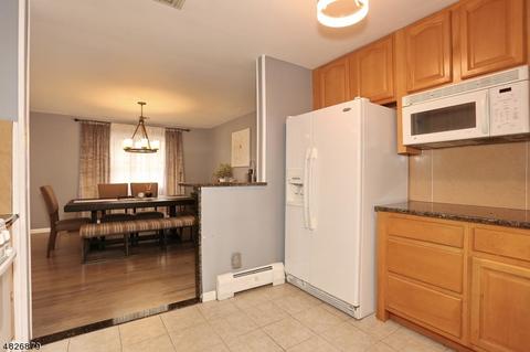 496 Jackson Ave, Hackensack, NJ 07601 photo 11