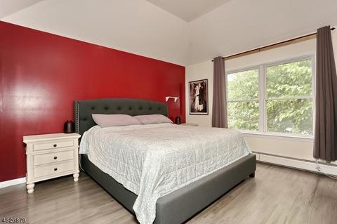 496 Jackson Ave, Hackensack, NJ 07601 photo 12
