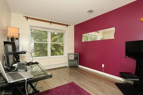 496 Jackson Ave, Hackensack, NJ 07601 photo 15