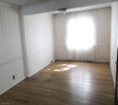 7 Evelyn Ter, Wayne, NJ 07470 photo 4