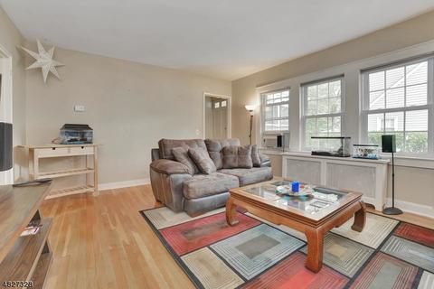 224 Midland Ave, Paramus, NJ 07652 photo 4