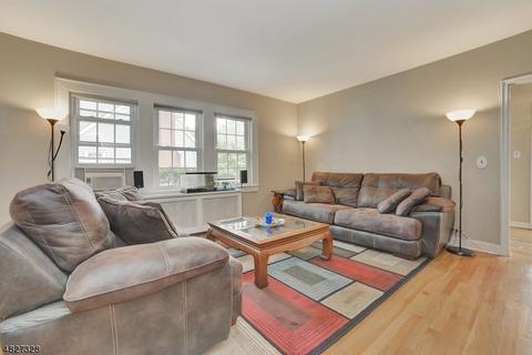 224 Midland Ave, Paramus, NJ 07652 photo 5