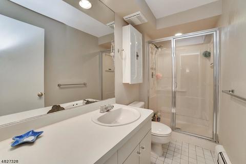 224 Midland Ave, Paramus, NJ 07652 photo 11