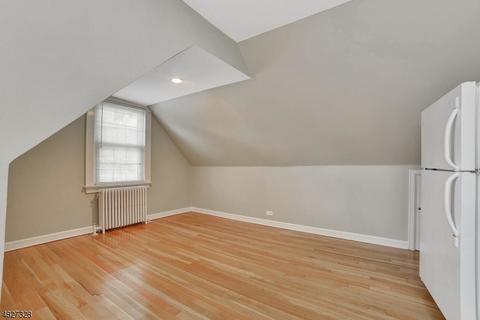 224 Midland Ave, Paramus, NJ 07652 photo 16