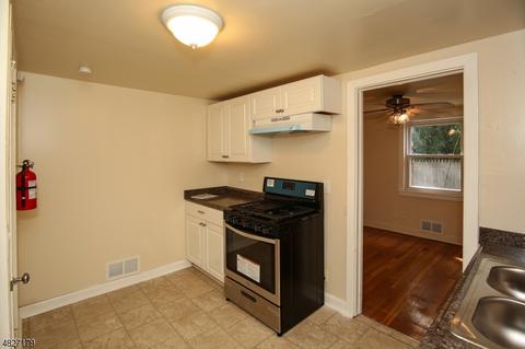 701 Coolidge St, Plainfield, NJ 07060 photo 10