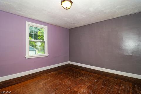 21 E Grand St, Hampton, NJ 08827 photo 15