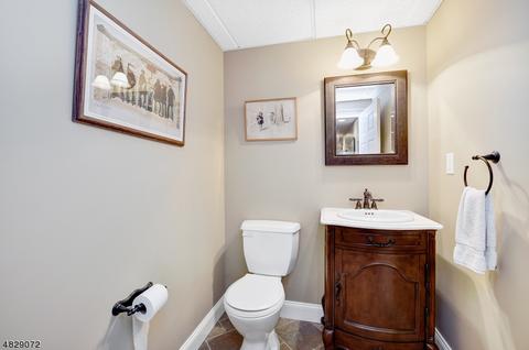 245 Killarney Dr, Berkeley Heights, NJ 07922 photo 21