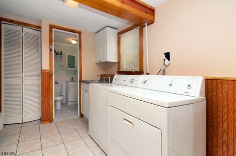 121 Maitland Ave, Paramus, NJ 07652 photo 18