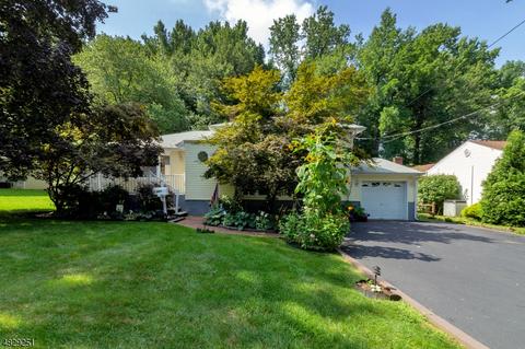 121 Maitland Ave, Paramus, NJ 07652 photo 1