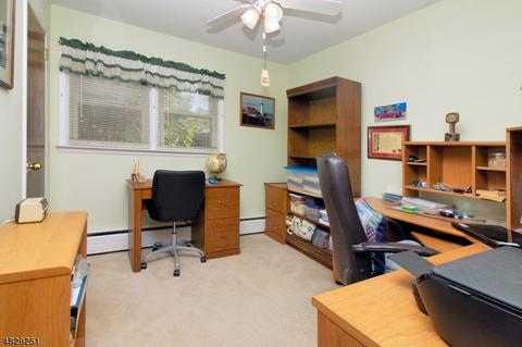 121 Maitland Ave, Paramus, NJ 07652 photo 15