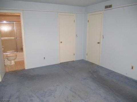 14 Bowfell Ct, Wayne, NJ 07470 photo 9