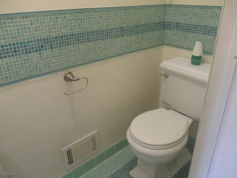 14 Bowfell Ct, Wayne, NJ 07470 photo 6
