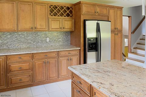 276 Perry St, Dover, NJ 07801 photo 7