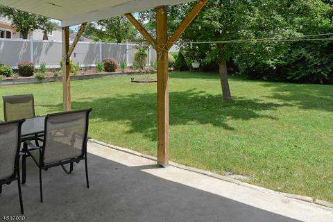 276 Perry St, Dover, NJ 07801 photo 22