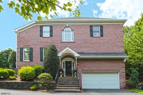 95 Spring Hill Cir, Wayne, NJ 07470 photo 2