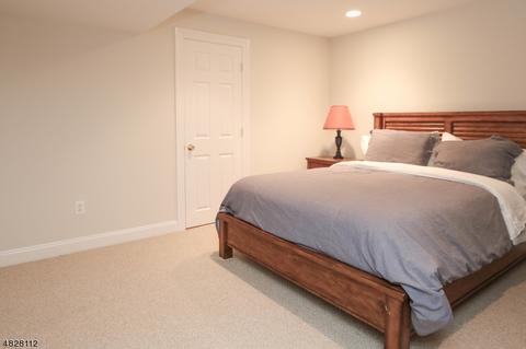 95 Spring Hill Cir, Wayne, NJ 07470 photo 19