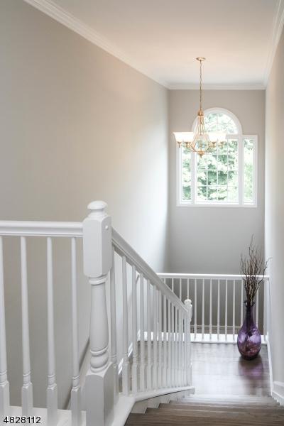 95 Spring Hill Cir, Wayne, NJ 07470 photo 4