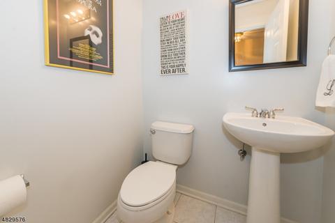 39 Carter Rd, Haskell, NJ 07420 photo 9