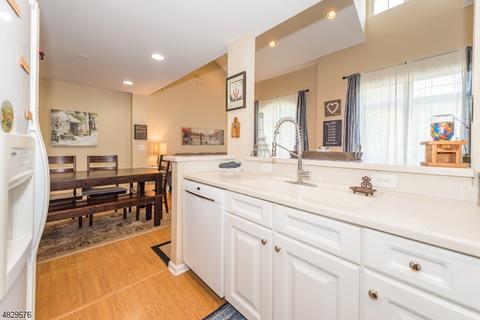39 Carter Rd, Haskell, NJ 07420 photo 8
