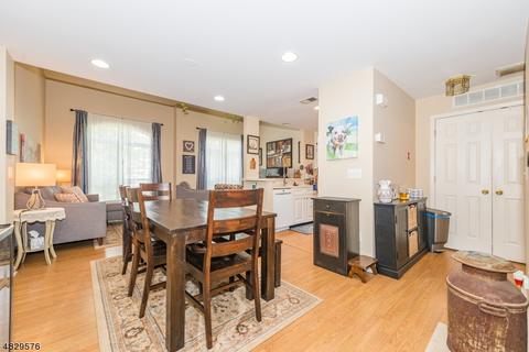 39 Carter Rd, Haskell, NJ 07420 photo 4