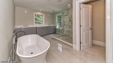 47 Hemlock Ter, Wayne, NJ 07470 photo 17