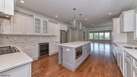 47 Hemlock Ter, Wayne, NJ 07470 photo 8