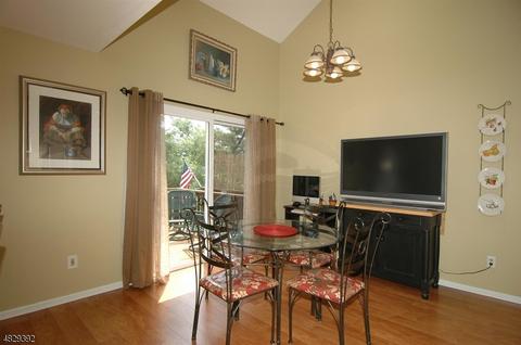 204 Harvard Dr, Hackettstown, NJ 07840 photo 12