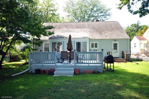 204 Albert St, North Plainfield, NJ 07063 photo 2