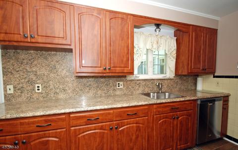 204 Albert St, North Plainfield, NJ 07063 photo 12