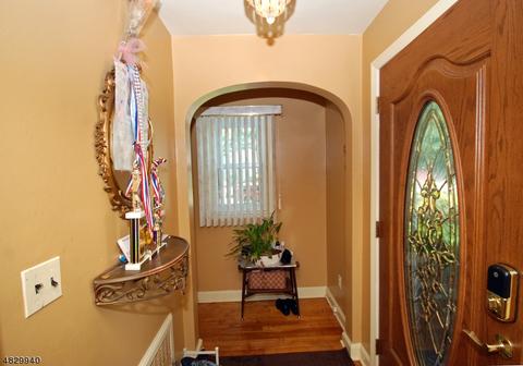 204 Albert St, North Plainfield, NJ 07063 photo 3