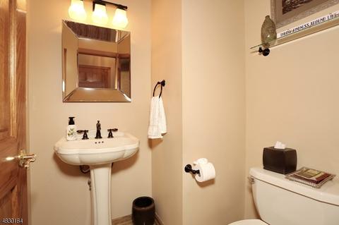 237 Davidson Ave, Ramsey, NJ 07446 photo 13