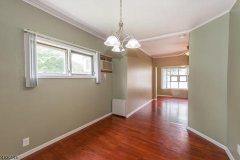 32 Myrtle Ave, Nutley, NJ 07110 photo 6