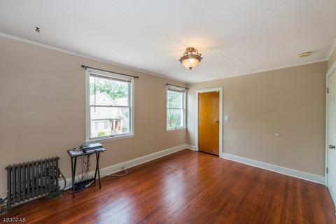 32 Myrtle Ave, Nutley, NJ 07110 photo 14