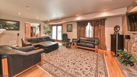 93 Point View Pkwy, Wayne, NJ 07470 photo 6