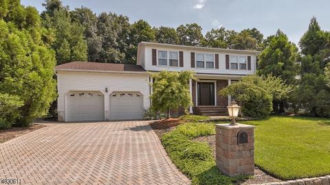 93 Point View Pkwy, Wayne, NJ 07470 photo 1