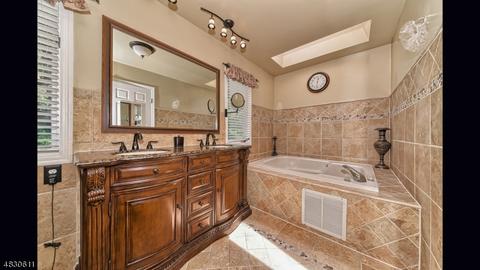 93 Point View Pkwy, Wayne, NJ 07470 photo 20